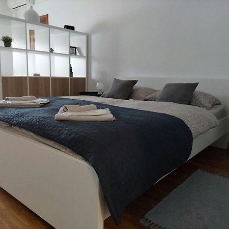M&M Apartment Велика-Горица Экстерьер фото